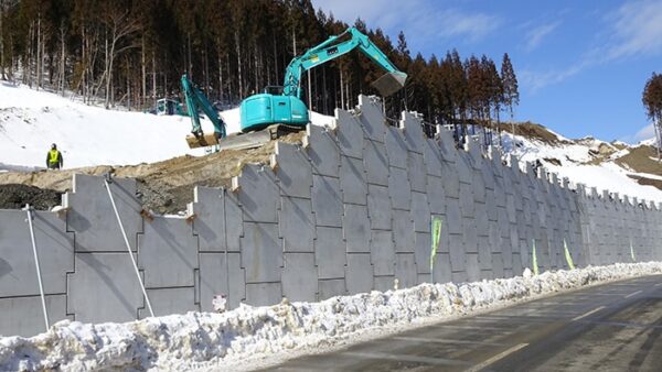 テールアルメ設置工事